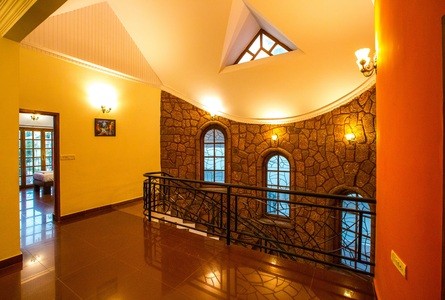 villa interior